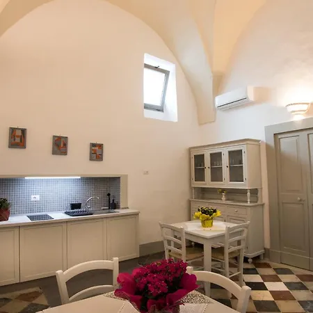 Le Finestre Su Porta Carrese - Luxury 3* Matino