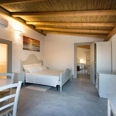 Aparthotel Le Finestre Su Porta Carrese - Luxury 3*